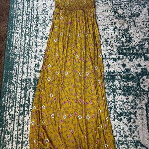 Yellow Floral Smocked Strapless Midi Dress – Potential Free People/Xhilaration
